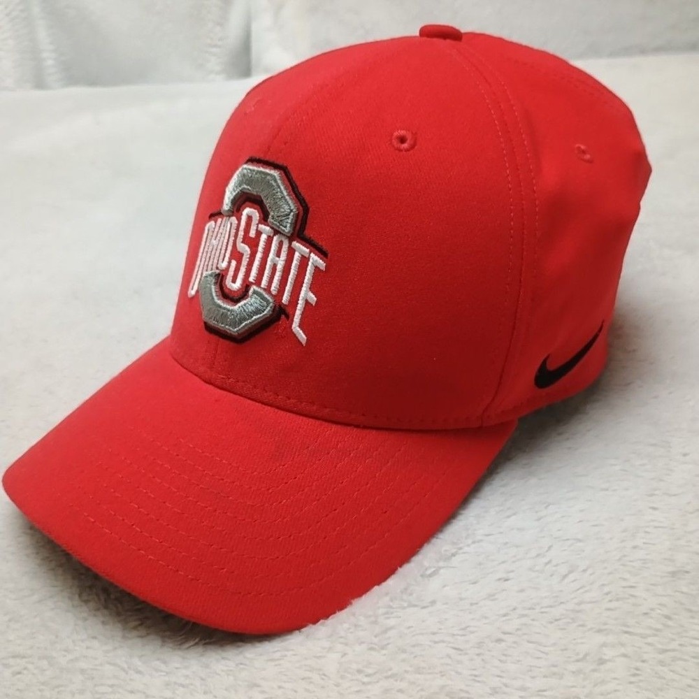 Nike Ohio State Buckeyes Hat Cap Strap Back Men L Red Dri-FIT Football NCAA